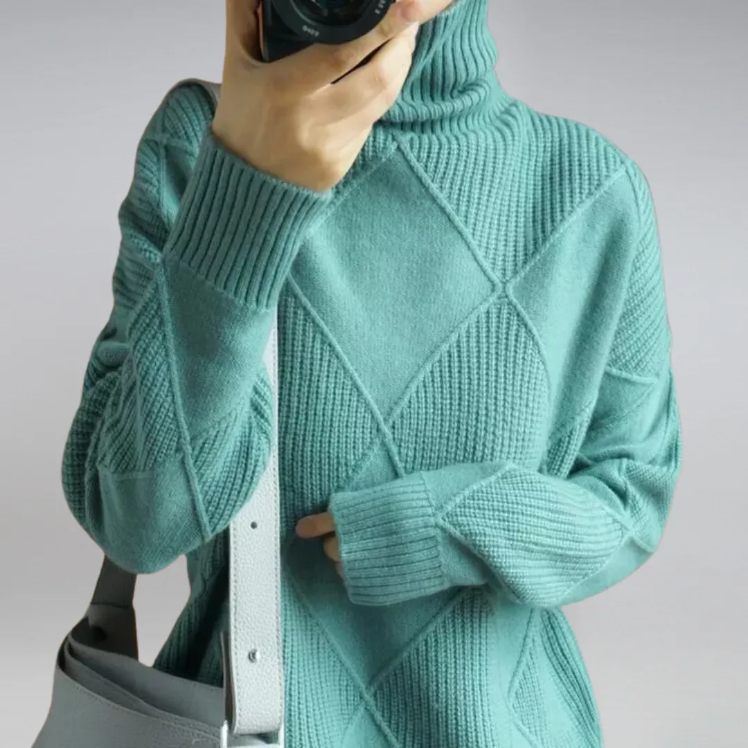 Amara - Chic Cozy Sweater