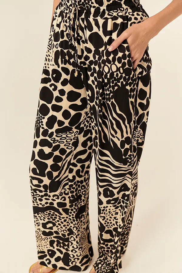 Averie Pants by Exquise in Black/Beige