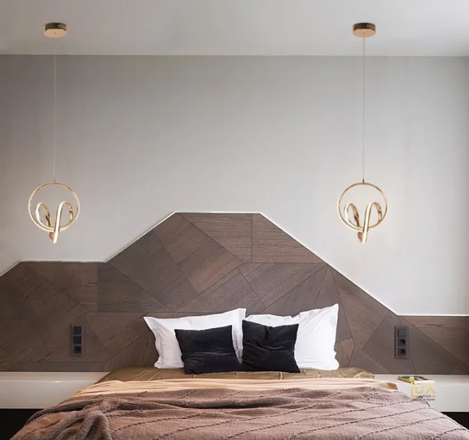 Contemporary Luxurious Crown (II) Pendant Light