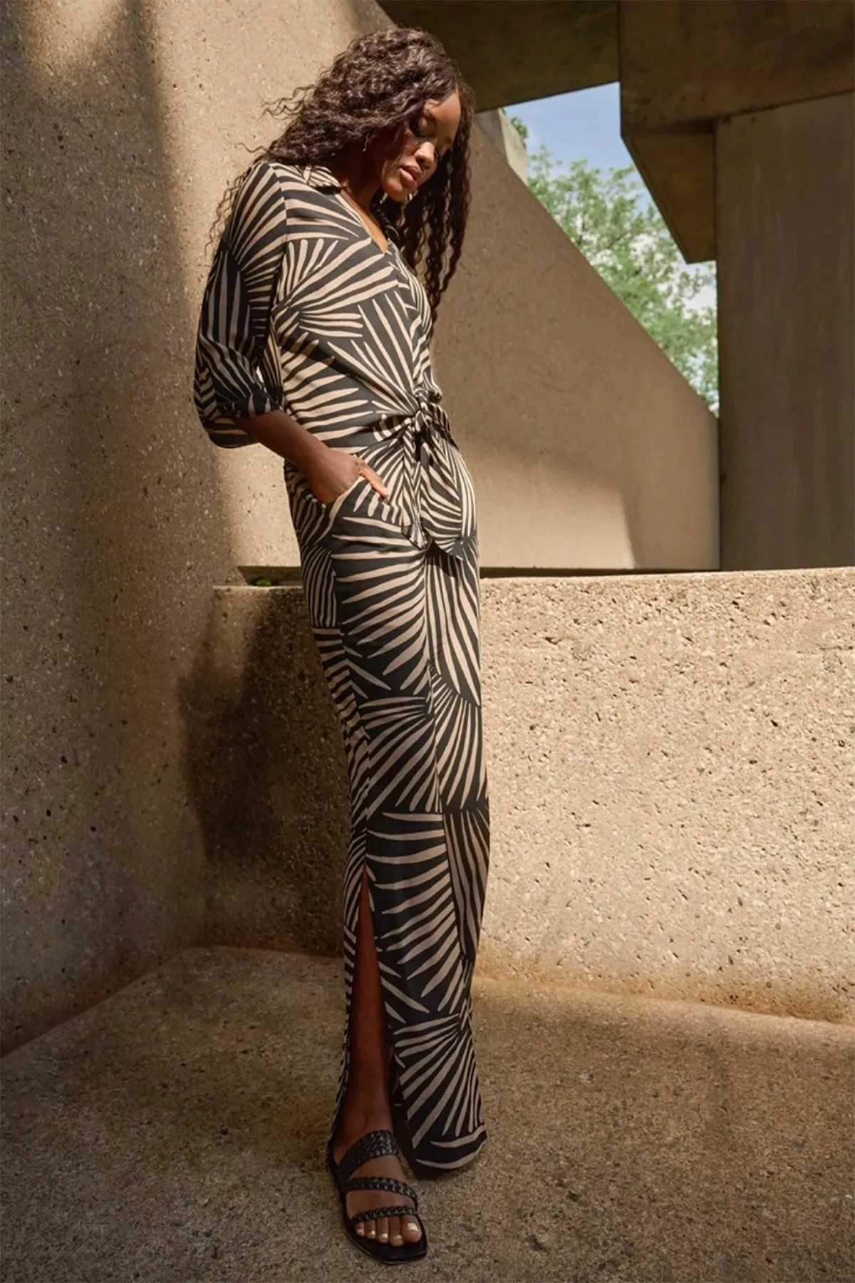 Gauze Tropical Print Wide Leg Pant - Black - JR56