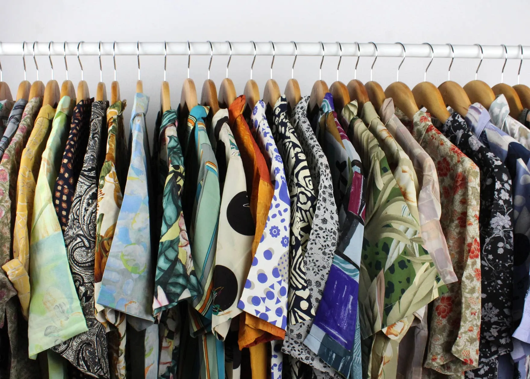 Vintage Short-Sleeve Button Up Blouse - Original Length