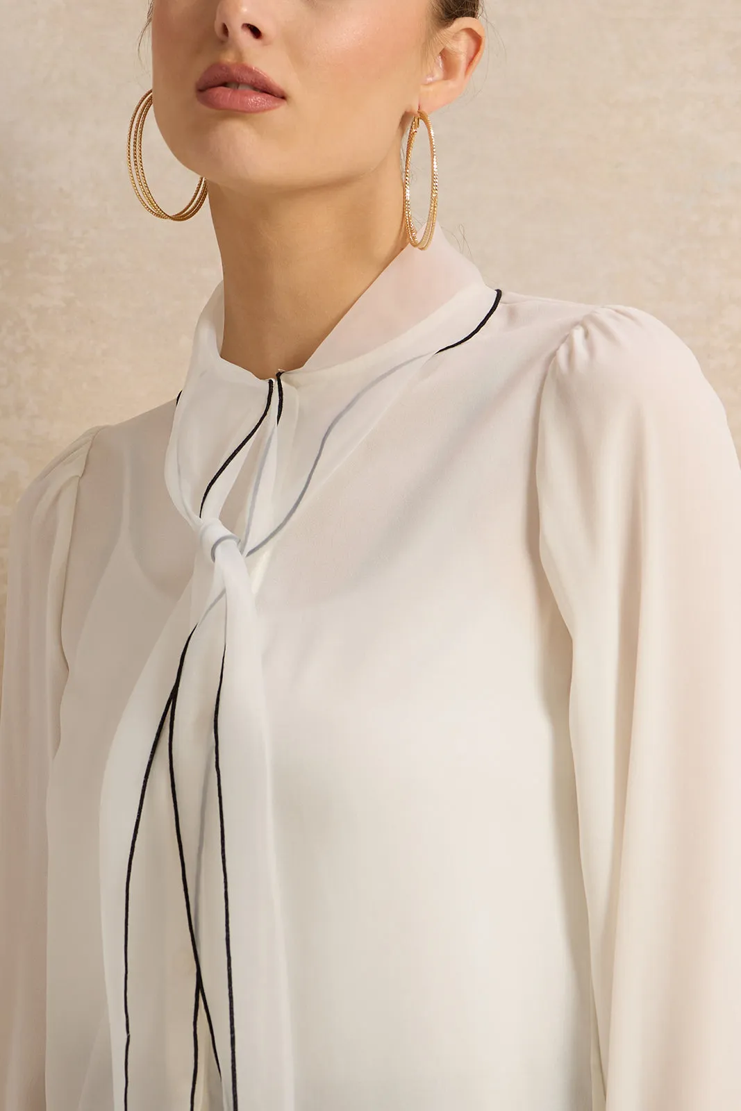 Women Ivory Collared Button Down Blouse